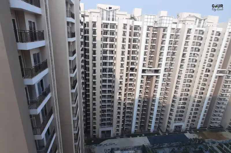 Gaur City 7th Avenue Resale Flats: Unveiling a Tapestry of Contemporary Living in Noida Extension