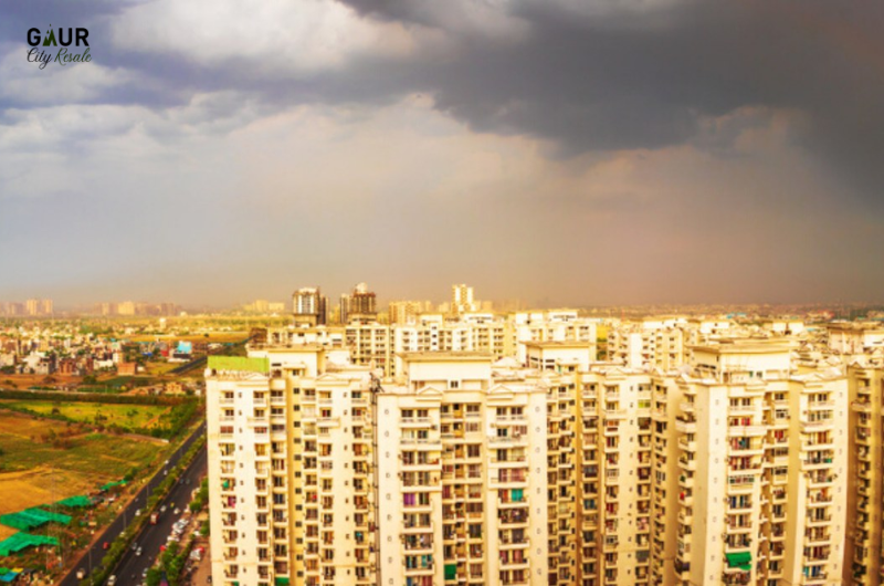 Unlock Your Dream Lifestyle: Explore Resale Flats at Gaur City 7th Avenue in Noida Extension