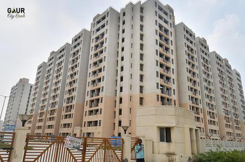 Find Your Dream Home: Explore Resale Flats in Gaur City, Noida Extension