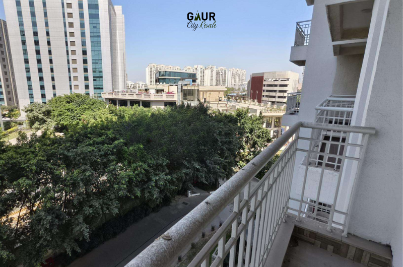 Gaur City Resale Offers Premium Flats in Noida and Noida Extension