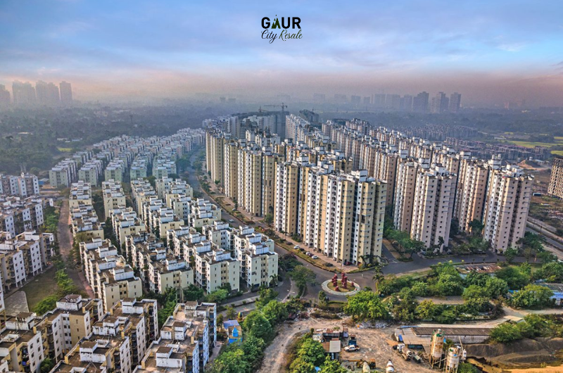 Exploring Gaur City Resale's Range of Flats in Noida and Noida Extension