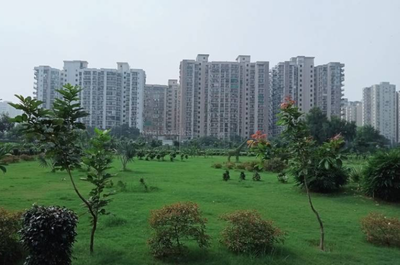 Discovering the Best Resale Options: Exploring Gaur City and Noida with Gaur City Resale